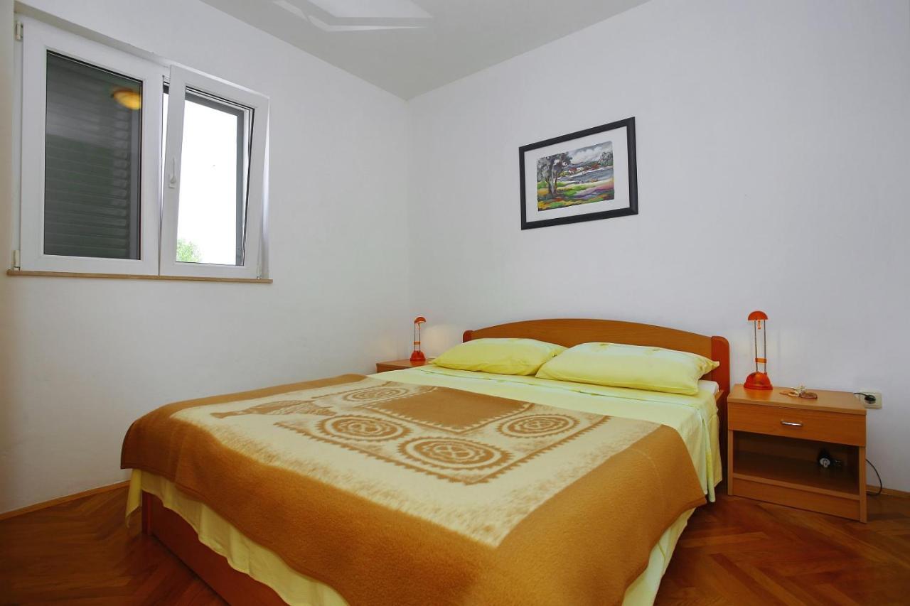 Apartments Vila Ana セリネ エクステリア 写真